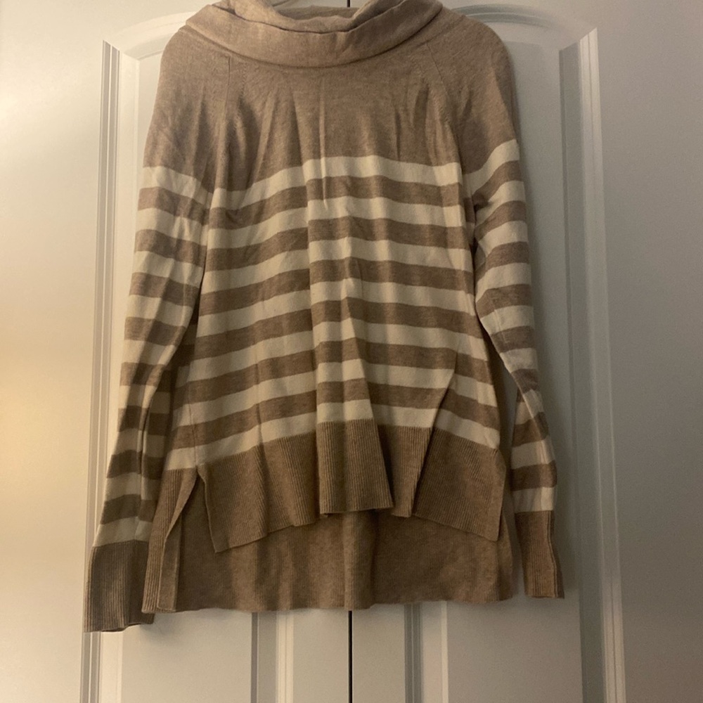 Cyrus striped sweater size large